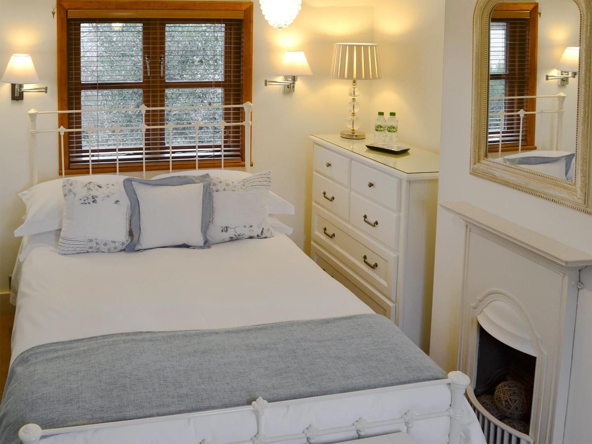 May Cottage Bacton  ภายนอก รูปภาพ